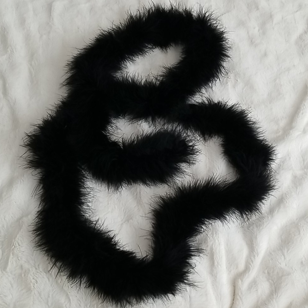 Black feather boa